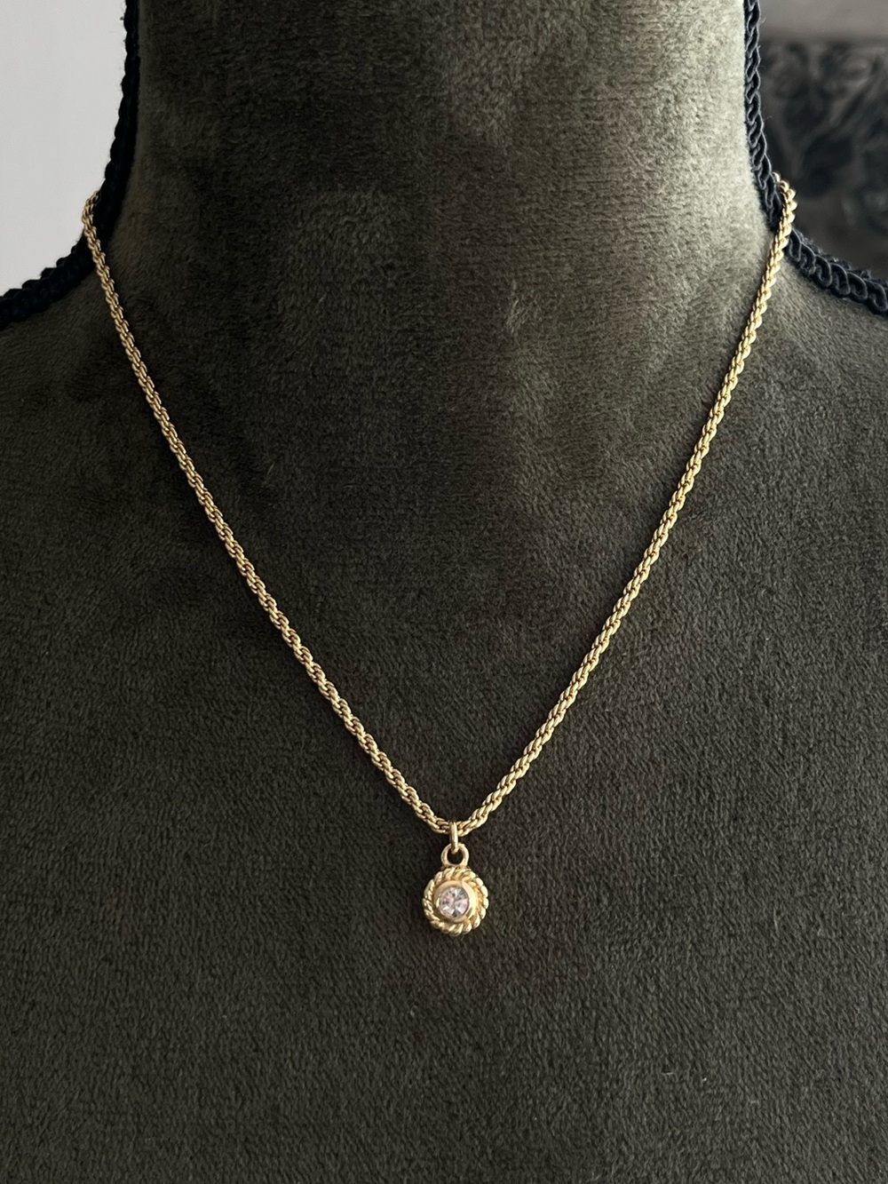 Authentic Vintage Dior Rhinestone Droplet Pendant Simplistic Gold Chain Necklace